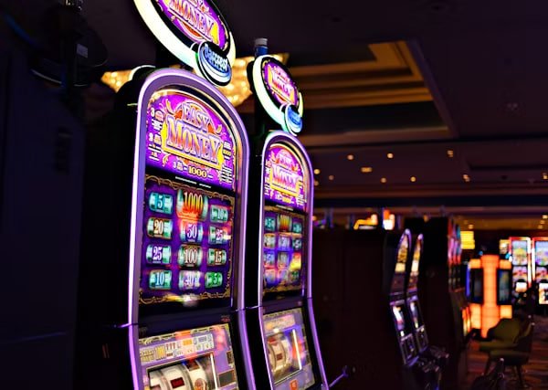 Studio live-dealer gestun bet Studio live-dealer gestun bet dengan setup multi-kamera profesional